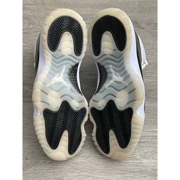 Size 8- Air Jordan 11 Retro Gratitude CT8012-170 main image 5